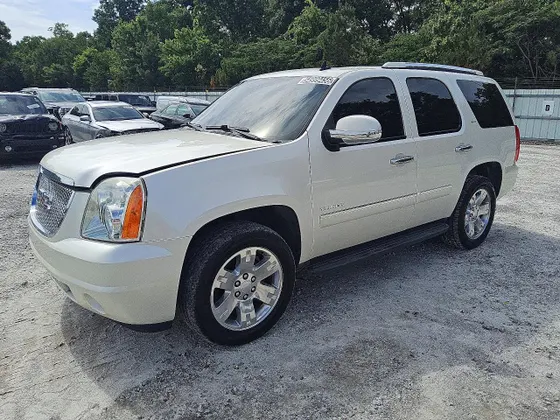 2010 GMC Yukon SLT