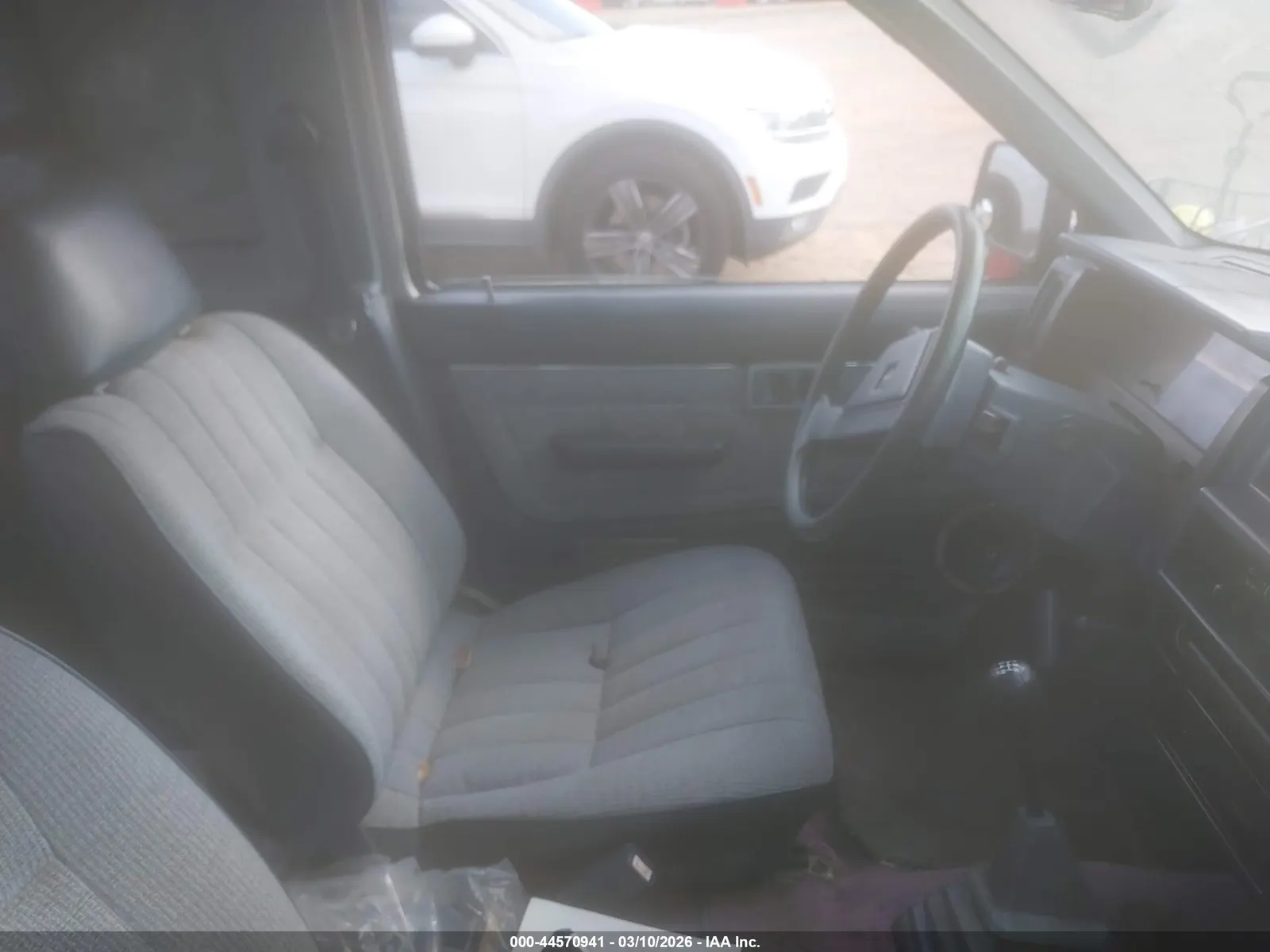1987 Nissan Hardbody King Cab 2WD KING CAB