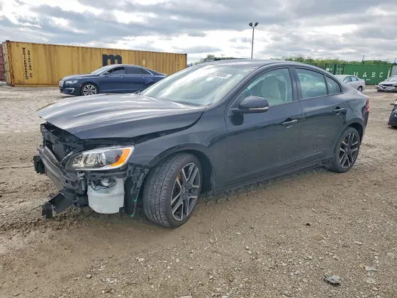 2018 Volvo S60 Dynamic