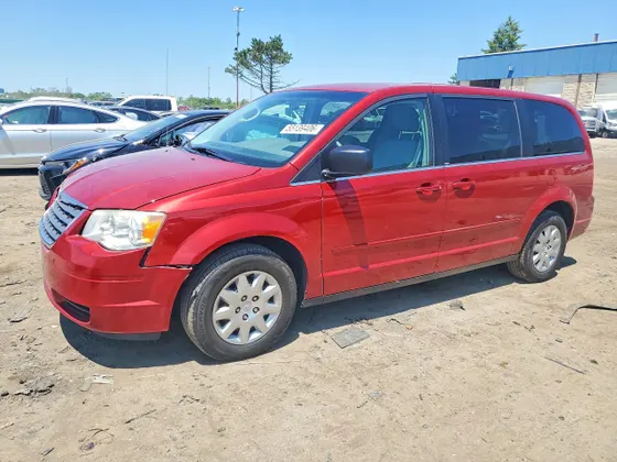 2009 Chrysler Town & Country LX
