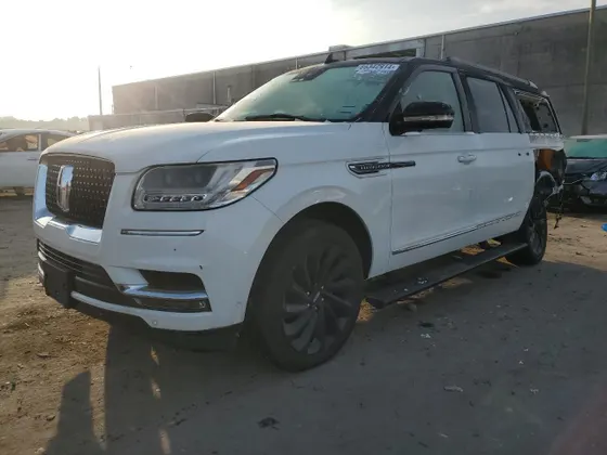 2021 Lincoln Navigator L Black Label
