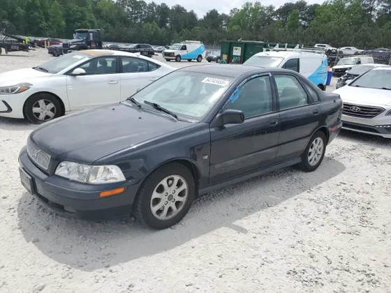 2002 Volvo S40 1.9T