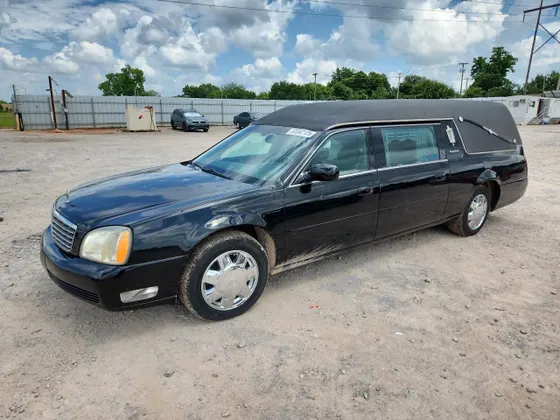 2004 Cadillac Deville Professional Funeral Coach