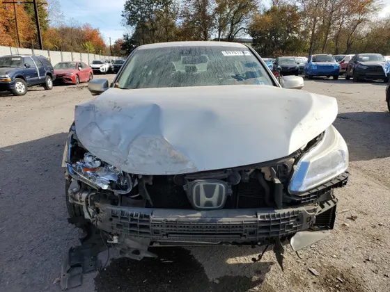 2014 Honda Accord Plug-in Hybrid PLUG-IN HYBRID