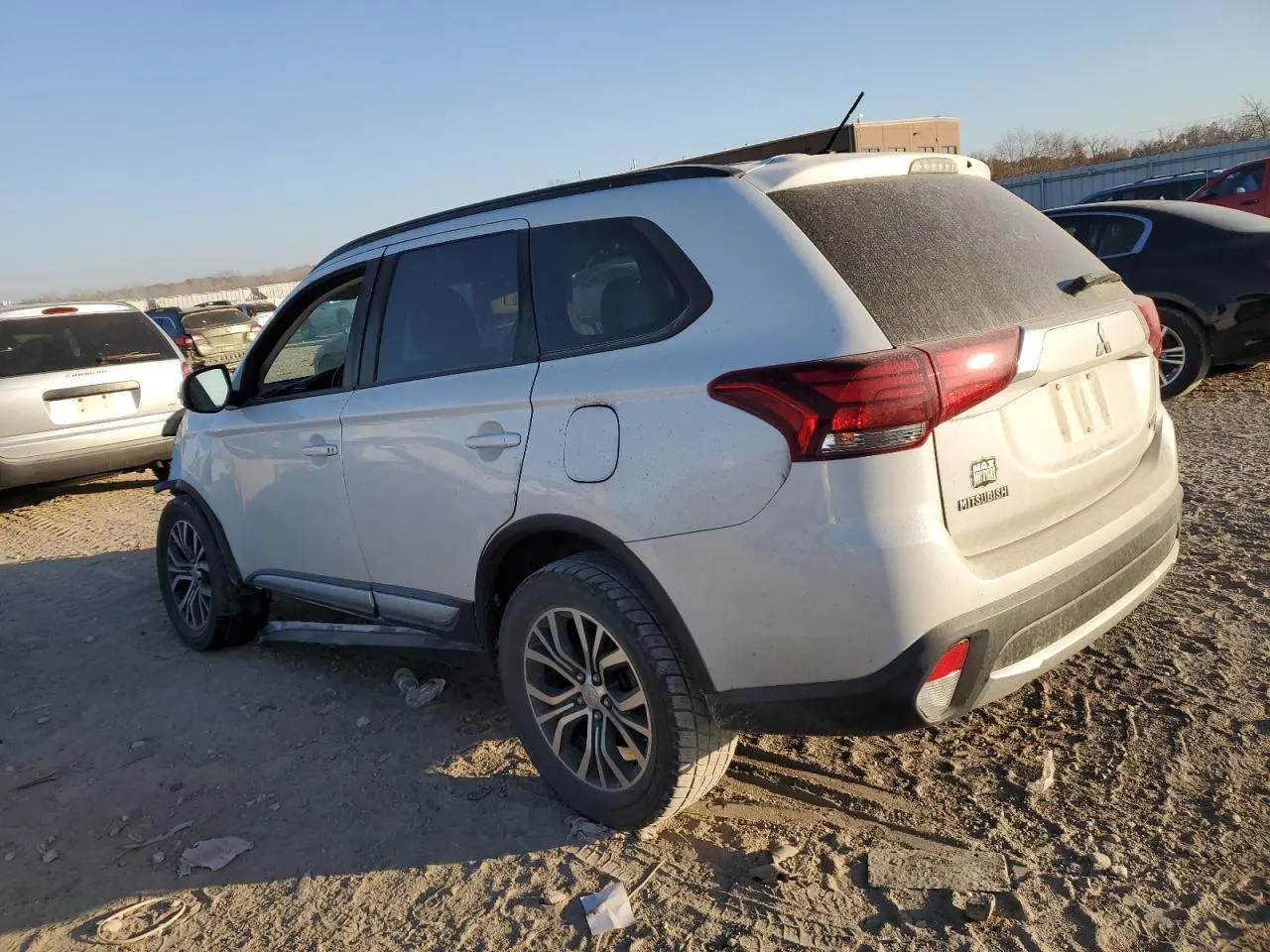 2016 Mitsubishi Outlander SE