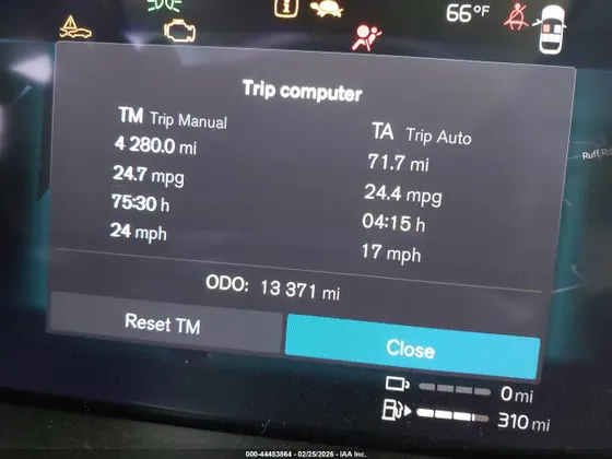 2025 Volvo XC60 Plug-In Hybrid Plus