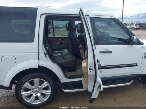 2013 Land Rover LR4 LUX