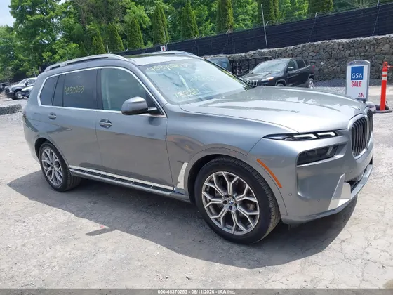 2026 BMW X7 xDrive40i