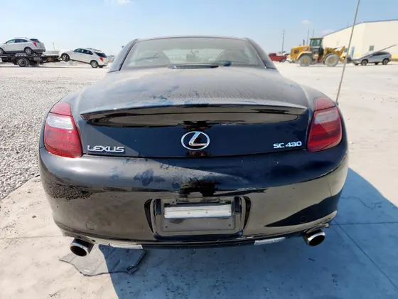 2010 Lexus SC 430