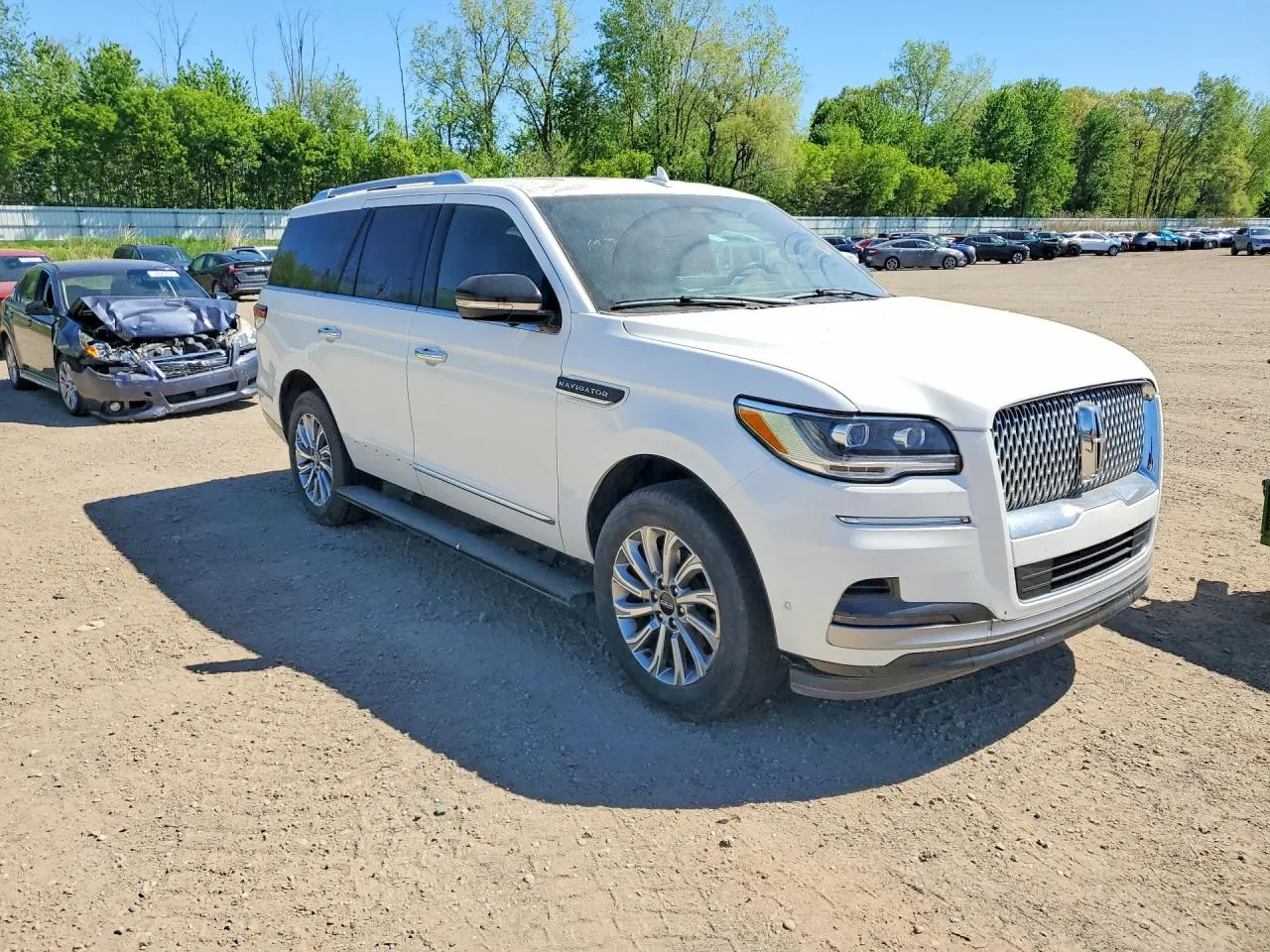 2023 Lincoln Navigator Standard