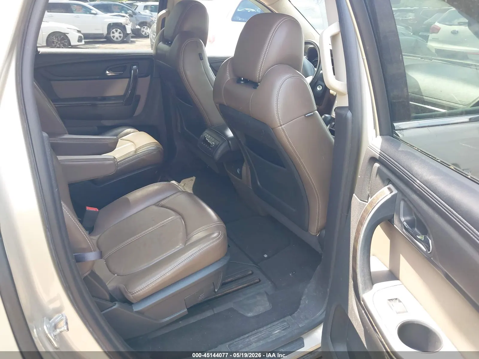 2013 GMC Acadia SLT