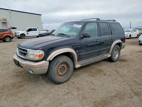 1999 Ford Explorer XLT