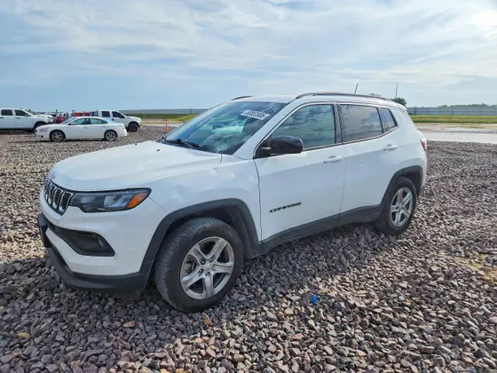 2023 Jeep Compass Altitude