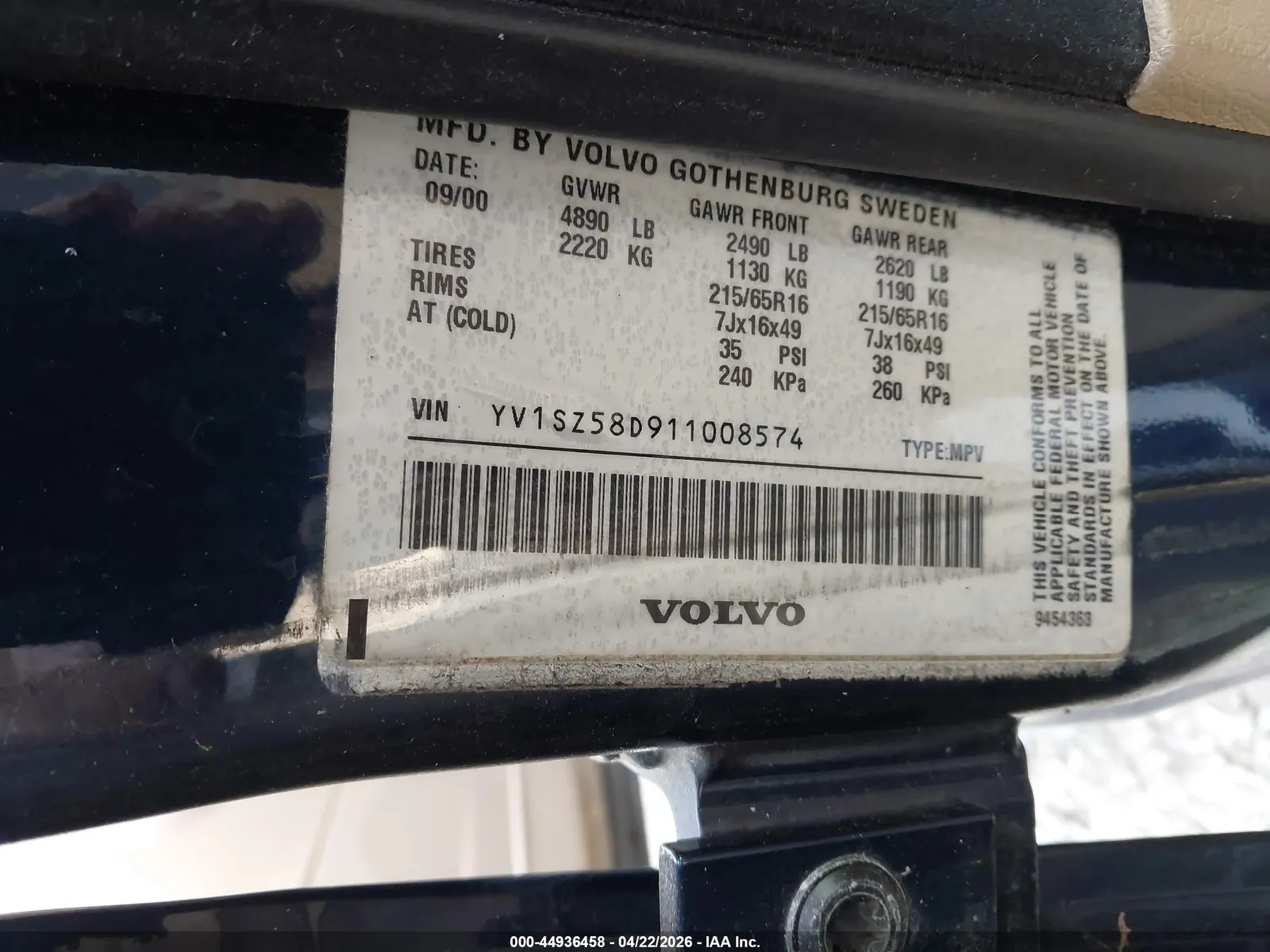 2001 Volvo V70 XC