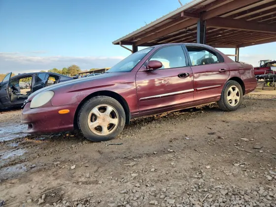 2000 Hyundai Sonata GLS