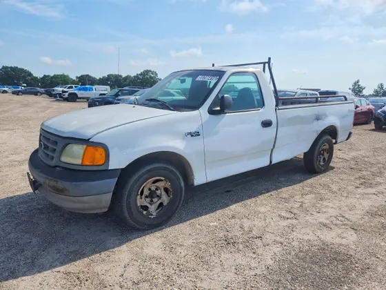 2004 Ford F-150 Heritage XL