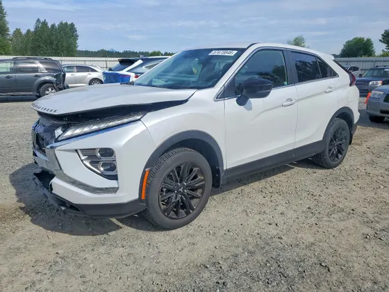 2023 Mitsubishi Eclipse Cross LE