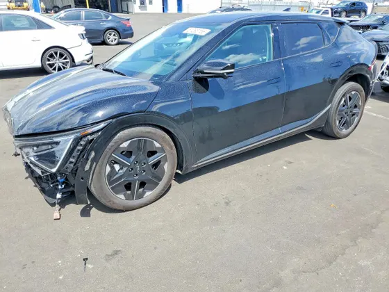 2025 Kia EV6 Light Long Range