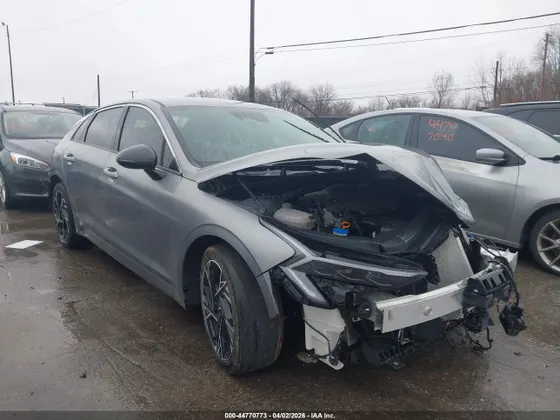 2025 Kia K5 GT-Line