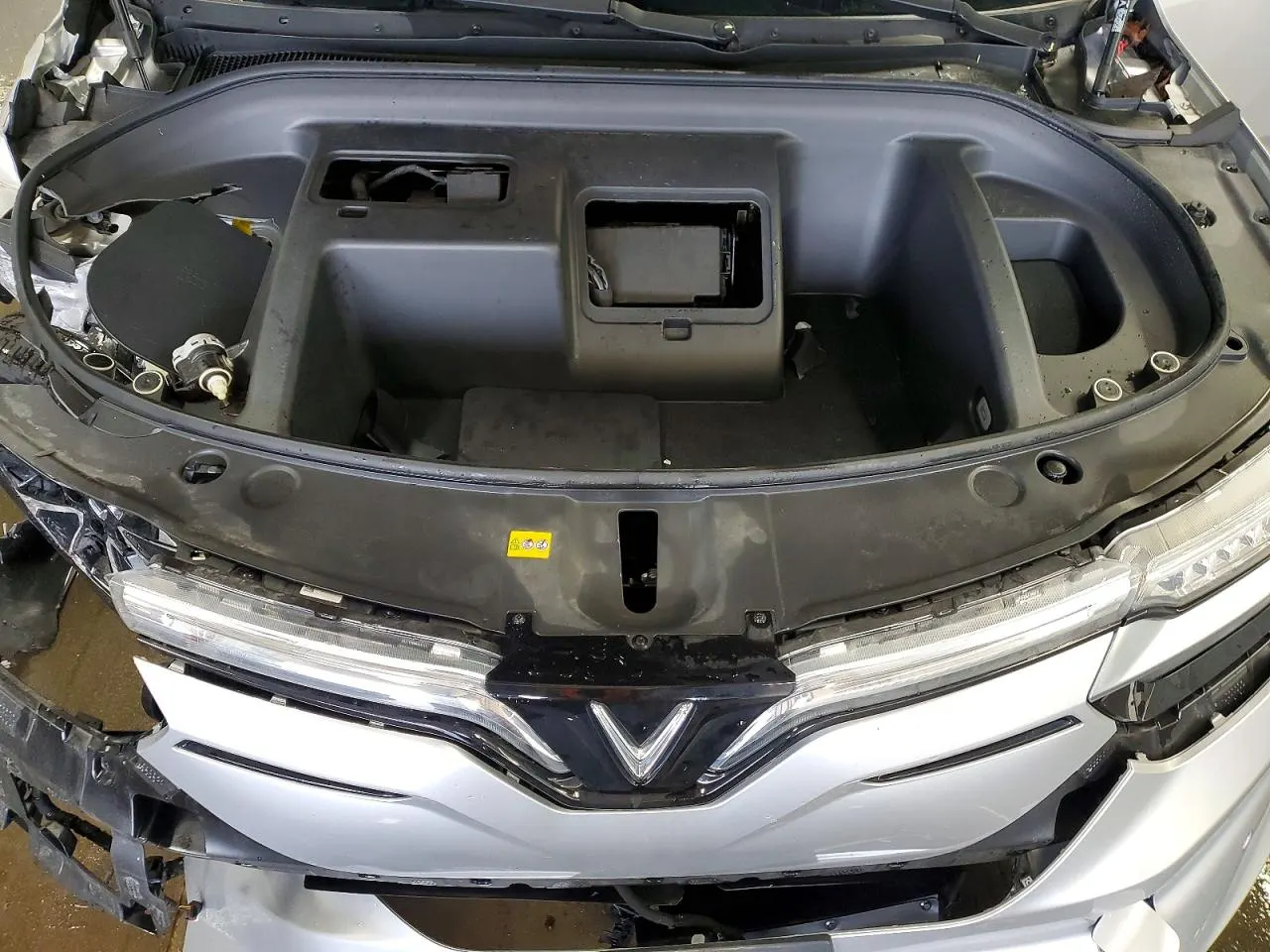 2024 VinFast VF 8 Plus