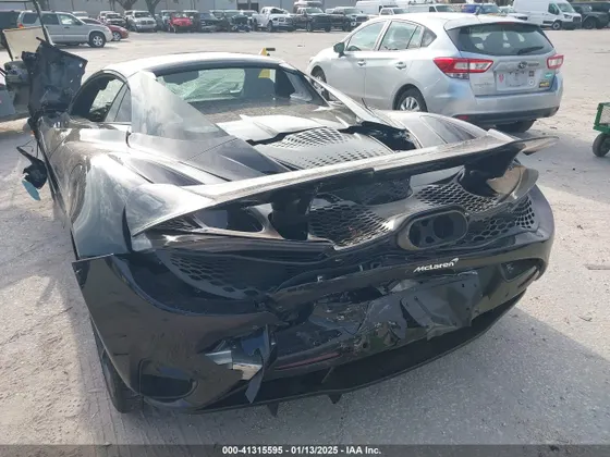2024 McLaren 750S SPIDER