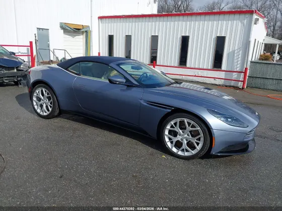 2019 Aston Martin DB11 VOLANTE