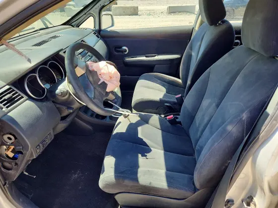 2008 Nissan Versa 1.8 SL