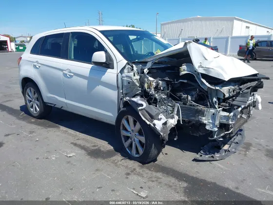 2014 Mitsubishi Outlander Sport ES