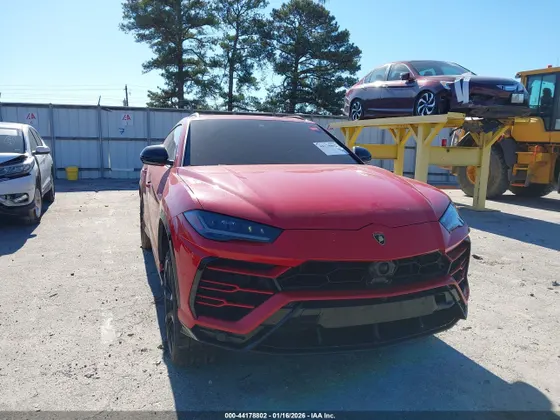 2021 Lamborghini Urus GRAPHITE CAPSULE/PEARL CAPSULE