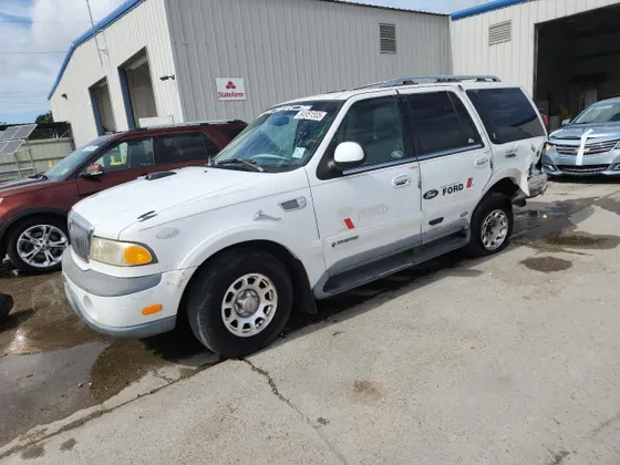 1999 Lincoln Navigator