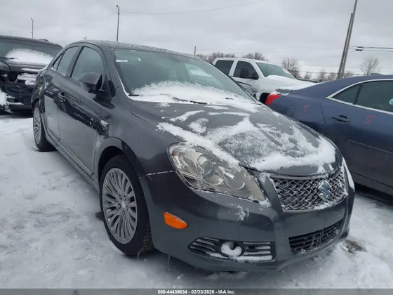 2010 Suzuki Kizashi SLS