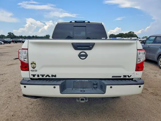 2018 Nissan Titan SL