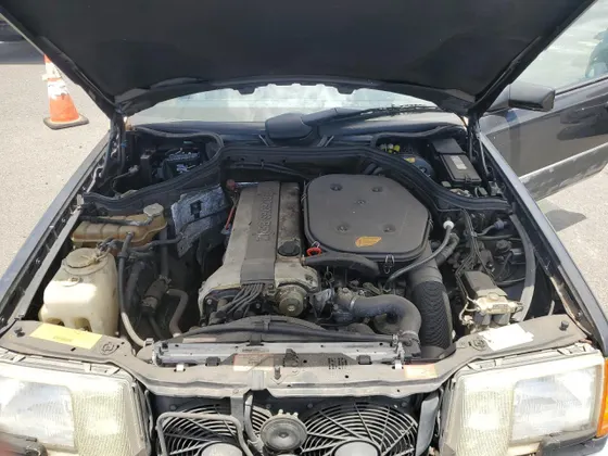 1992 Mercedes-Benz 300 Series 300CE