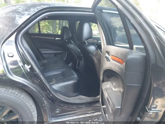 2013 Chrysler 300 MOTOWN
