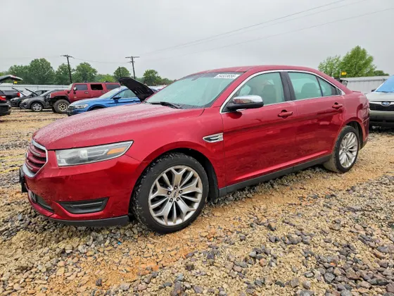 2015 Ford Taurus Limited