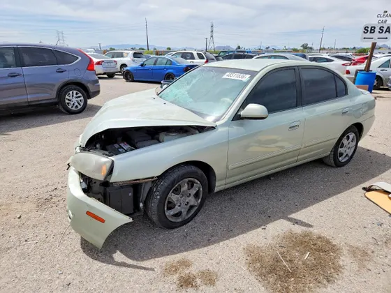 2004 Hyundai Elantra GLS
