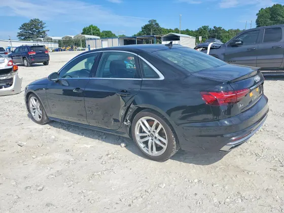 2022 Audi A4 Sedan S line Prestige