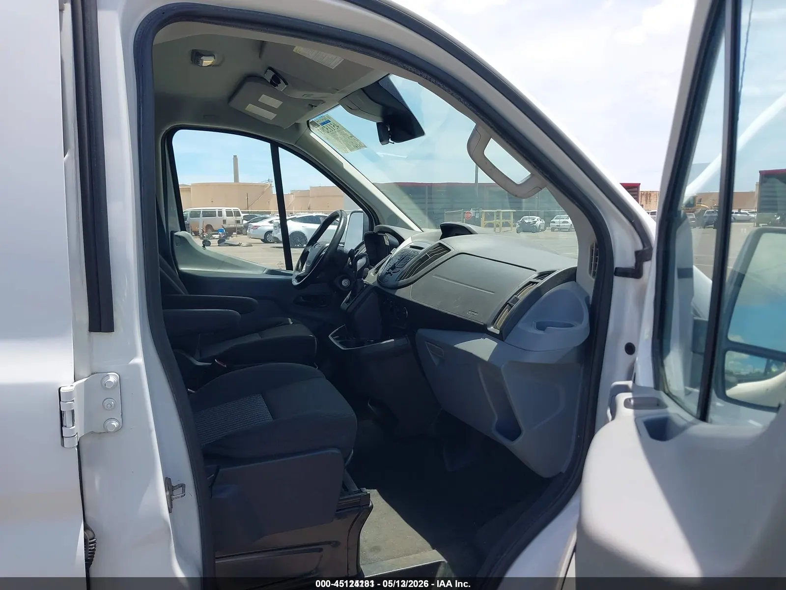 2016 Ford Transit Wagon XLT