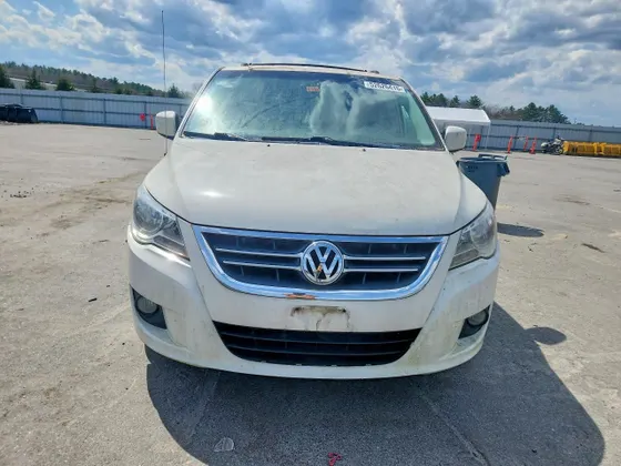 2009 Volkswagen Routan SEL