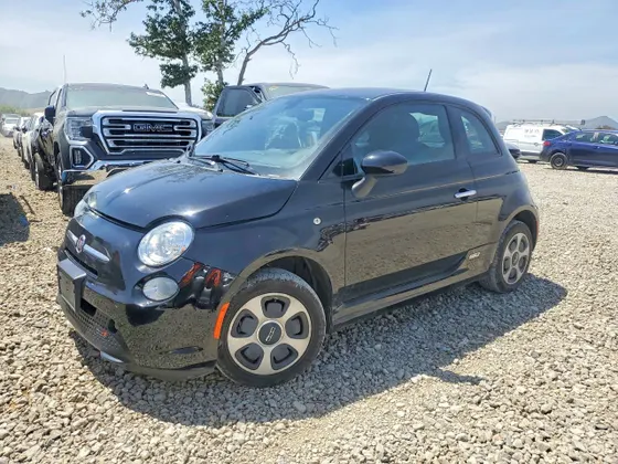 2017 FIAT 500e 500