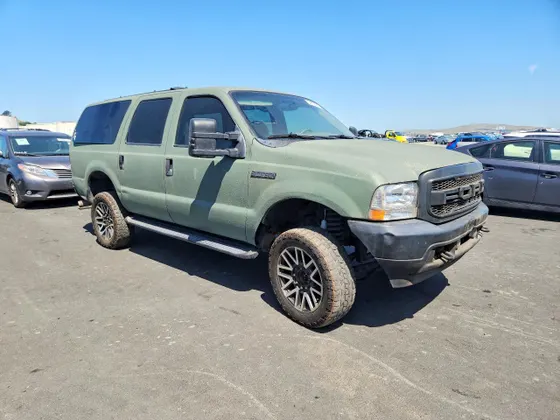 2000 Ford Excursion XLT
