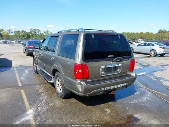 2002 Lincoln Navigator