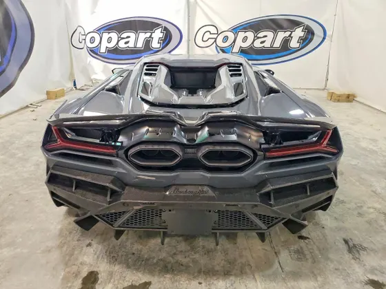 2024 Lamborghini REVUELTO
