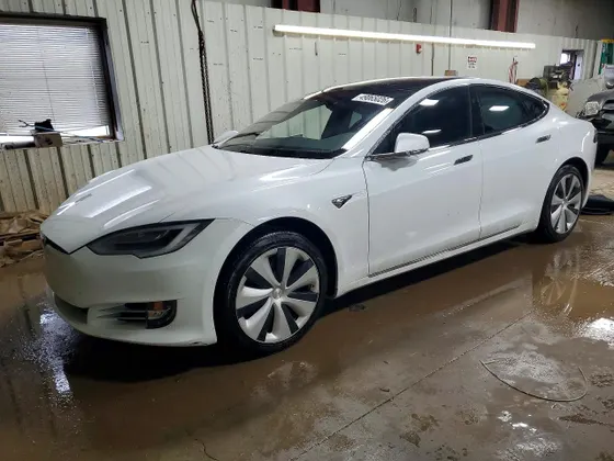 2020 Tesla Model S Long Range