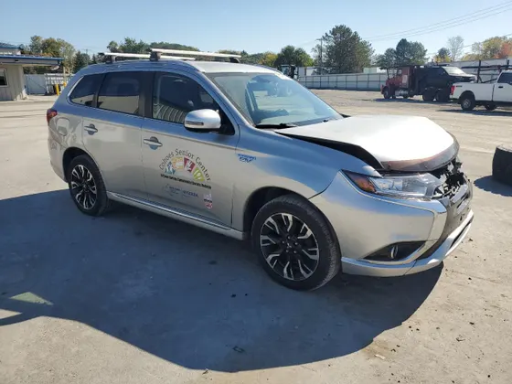 2018 Mitsubishi Outlander PHEV SEL