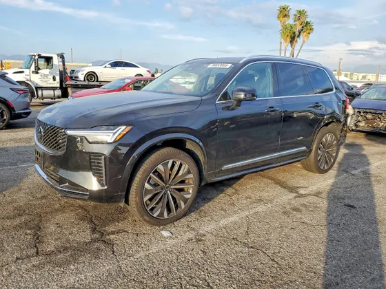 2025 Volvo XC90 Plus