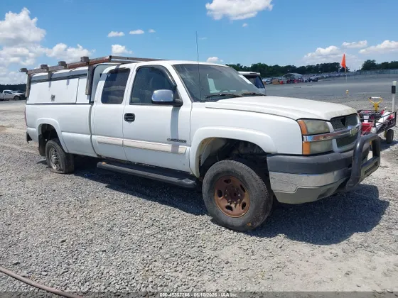 2003 Chevrolet Silverado 2500HD LS