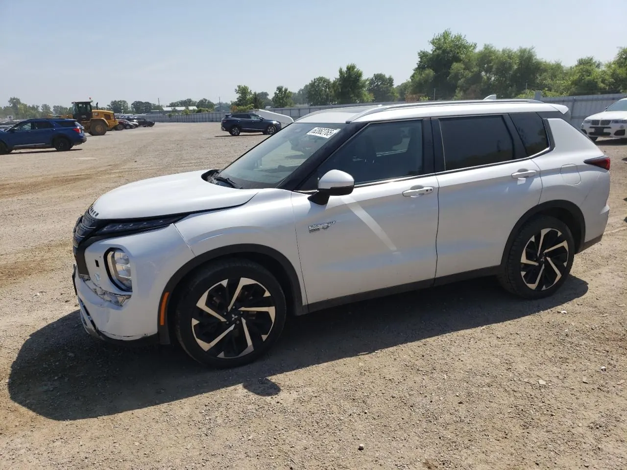 2023 Mitsubishi Outlander PHEV SE