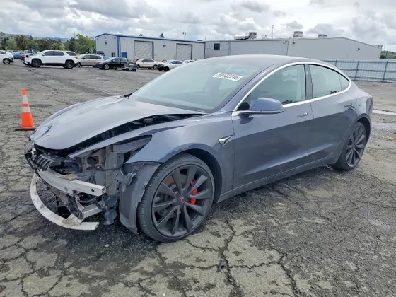 2020 Tesla Model 3 Performance