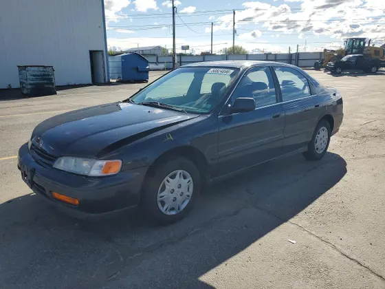 1995 Honda Accord Sdn LX